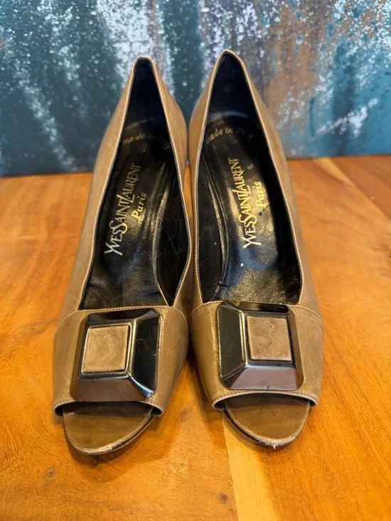 Yves Saint Laurent Vintage 90s Quiet Luxury Leather Peep Toe Heels Taupe/Tan - Picture 3 of 17